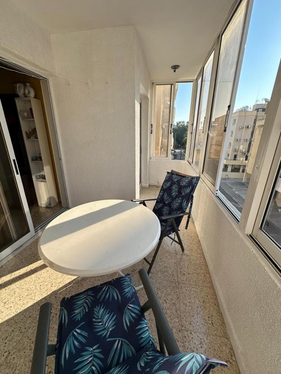 Апартаменты Charming & Comfy 2 Minutes To Mackenzie & 5 Minutes To Airport, Close To Restaurants & Center Ларнака