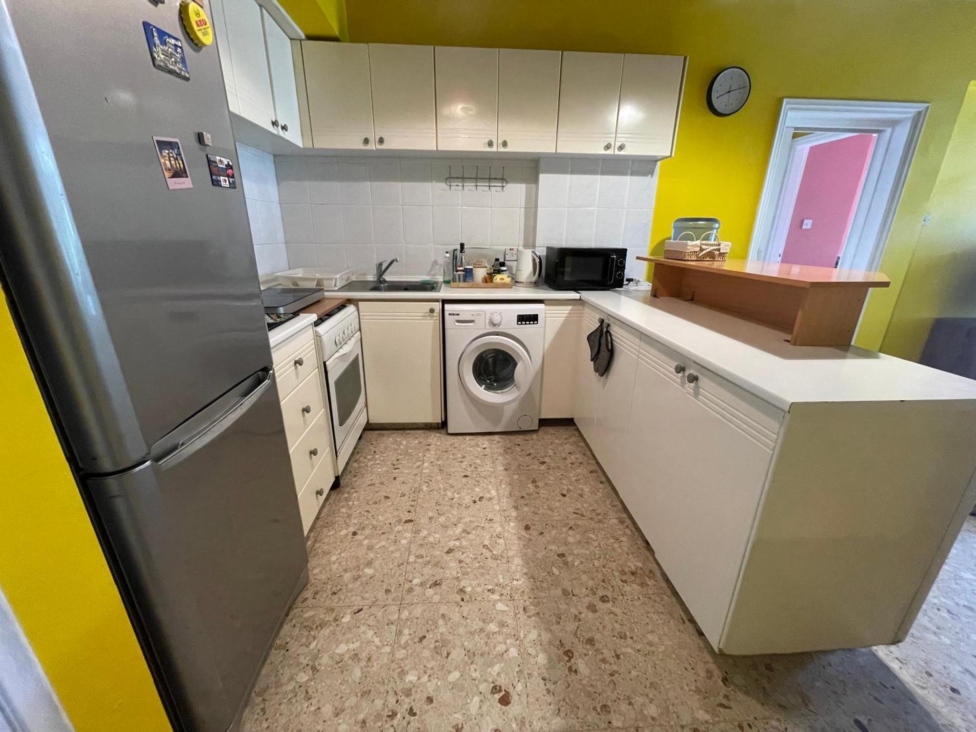 Charming & Comfy 2 Minutes To Mackenzie & 5 Minutes To Airport, Close To Restaurants & Center Апартаменты Ларнака