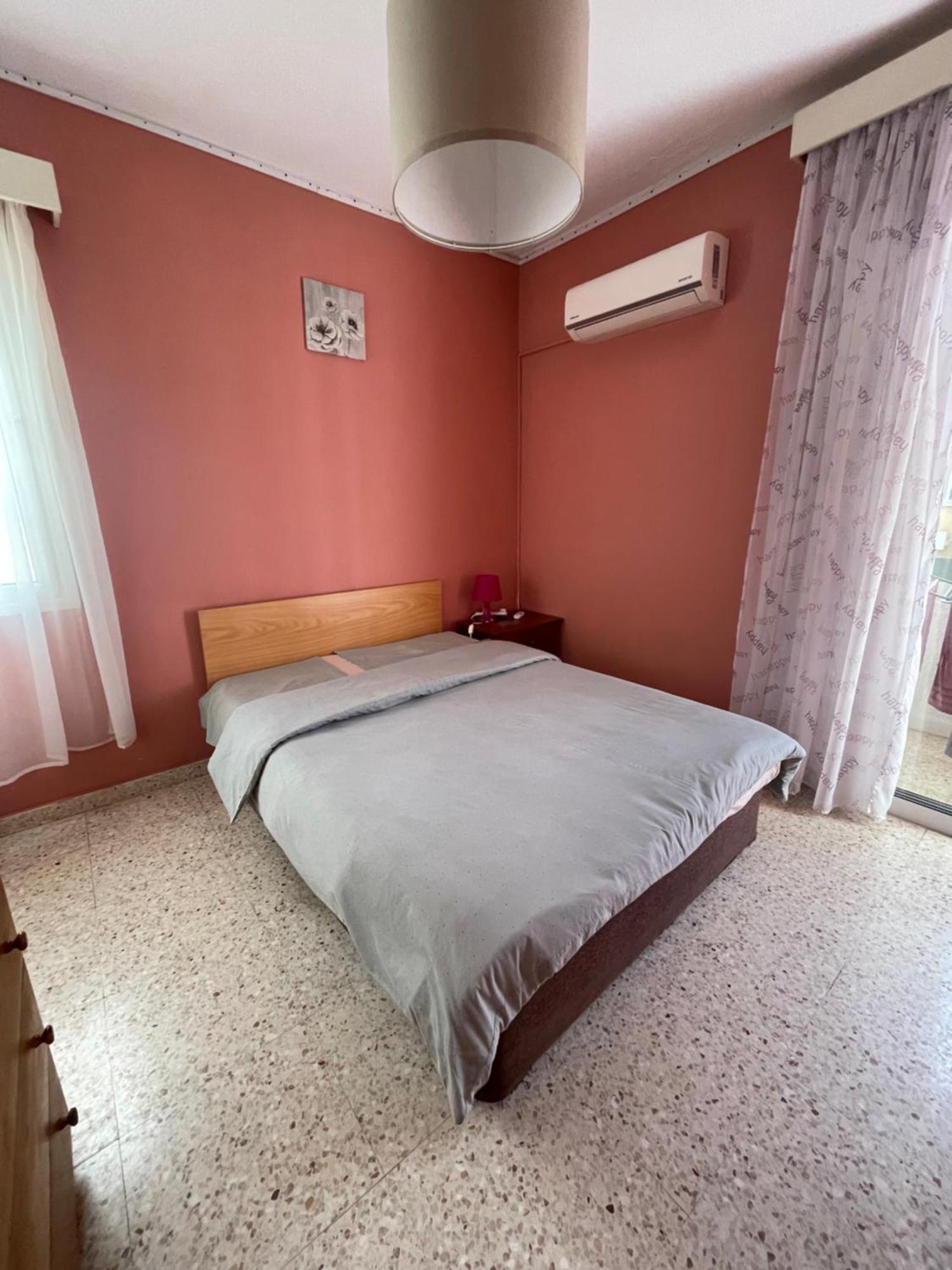 Апартаменты Charming & Comfy 2 Minutes To Mackenzie & 5 Minutes To Airport, Close To Restaurants & Center *